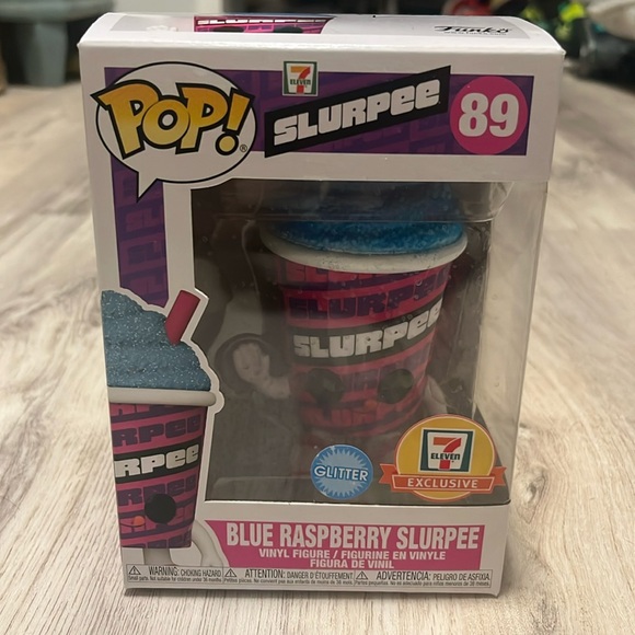 Funko Pop 89 Blue Raspberry Slurpee 7-11 Glitter Exclusive NIB - Picture 1 of 4